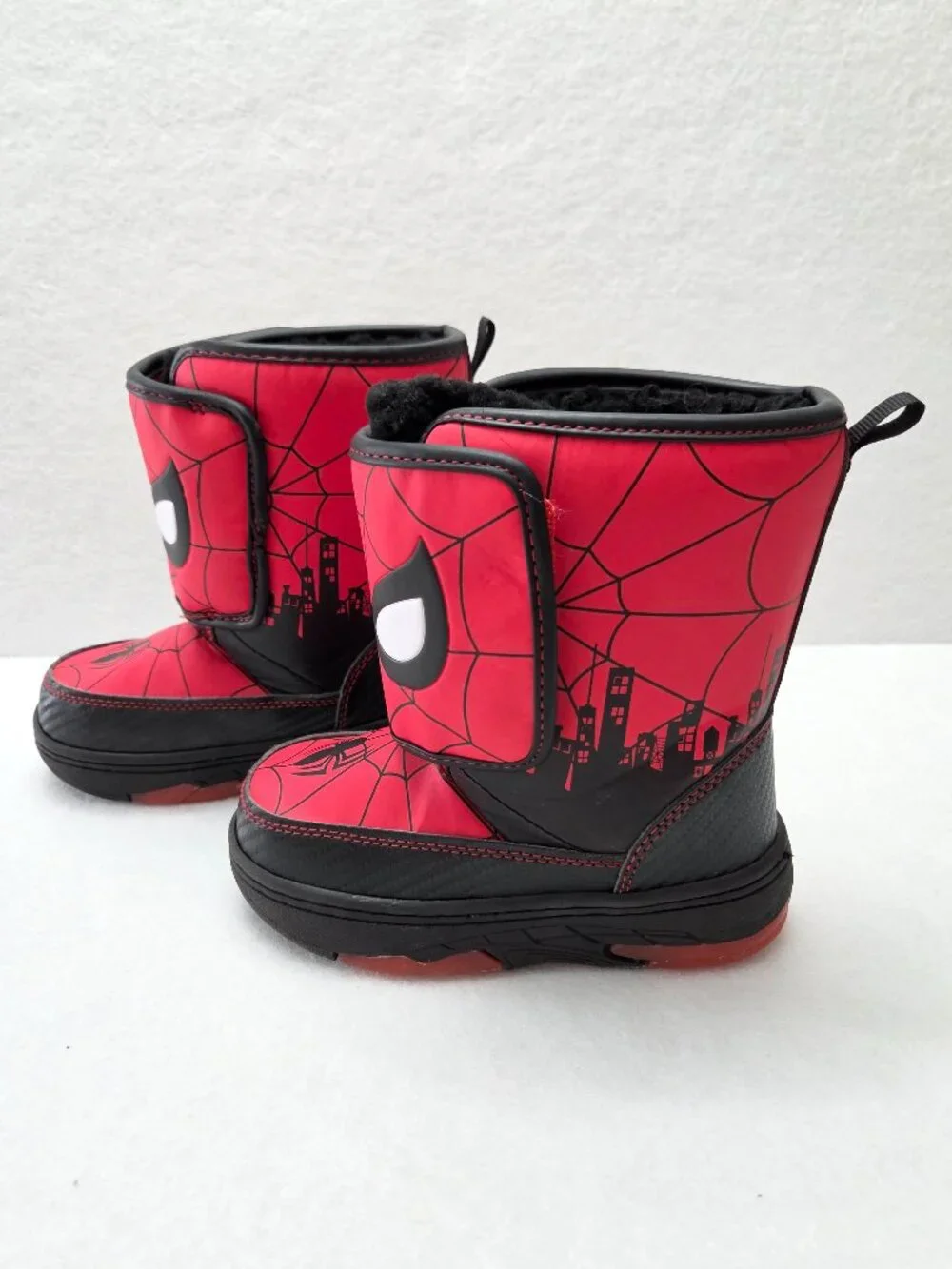 Marvel Spider-Man Boys Kids Red Black Light Up Winter Snow Boots Size 9